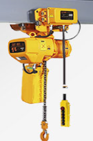 大型模具搬運(yùn)冠航環(huán)鏈電動葫蘆的使用